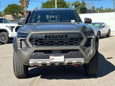 2026 Toyota Tacoma i-FORCE MAX Tacoma Trailhunter