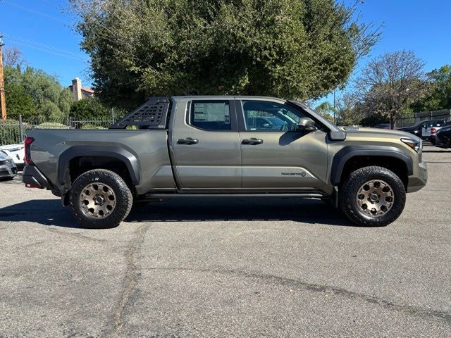 2026 Toyota Tacoma i-FORCE MAX Tacoma Trailhunter