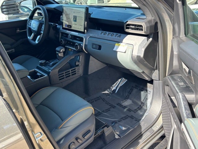 2026 Toyota Tacoma i-FORCE MAX Tacoma Trailhunter