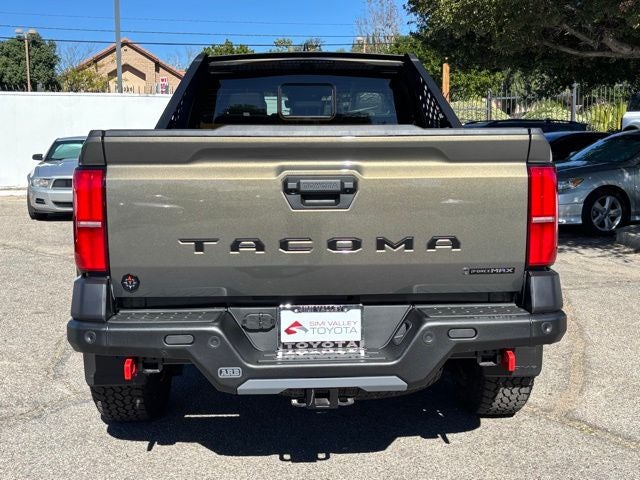 2026 Toyota Tacoma i-FORCE MAX Tacoma Trailhunter