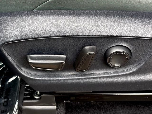 2026 Toyota Tacoma i-FORCE MAX Tacoma Trailhunter
