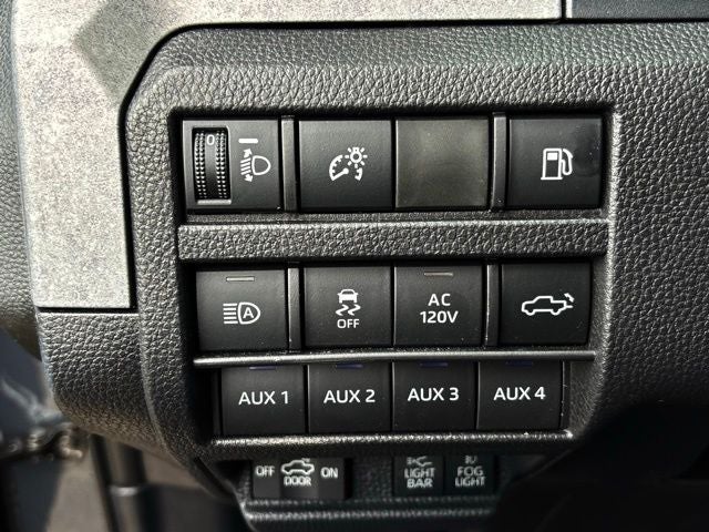 2026 Toyota Tacoma i-FORCE MAX Tacoma Trailhunter