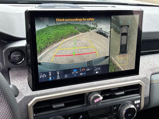 2026 Toyota Tacoma i-FORCE MAX Tacoma Trailhunter