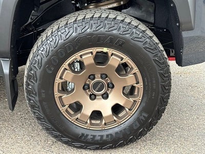 2026 Toyota Tacoma i-FORCE MAX Tacoma Trailhunter