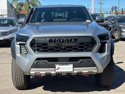 2025 Toyota Tacoma i-FORCE MAX Tacoma Trailhunter