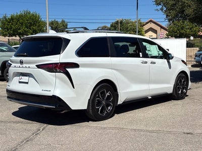 2026 Toyota Sienna Platinum
