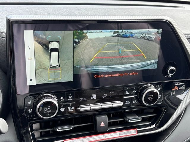 2025 Toyota Highlander Platinum