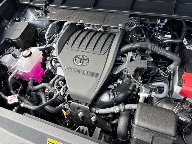 2025 Toyota Highlander Platinum