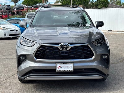2025 Toyota Highlander Platinum