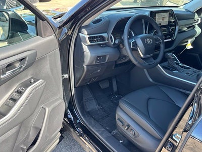 2026 Toyota Highlander XLE