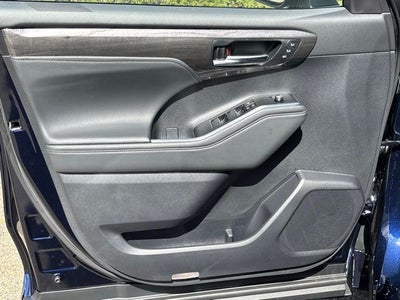 2026 Toyota Highlander Hybrid Limited