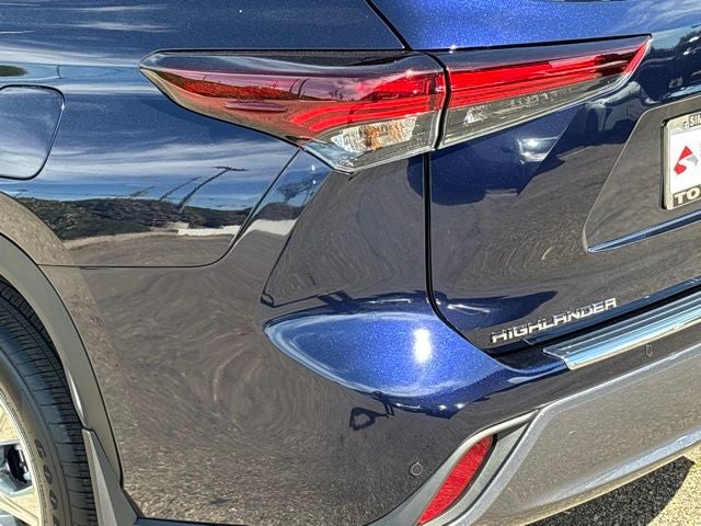 2026 Toyota Highlander Hybrid Limited