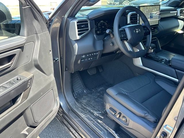2026 Toyota Tundra i-FORCE MAX Tundra Platinum