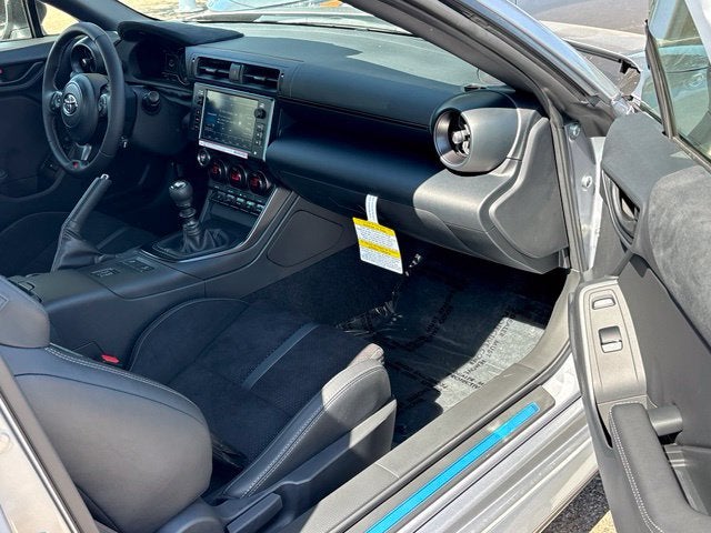 2027 Toyota GR86 Premium MT