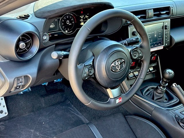 2027 Toyota GR86 Premium MT