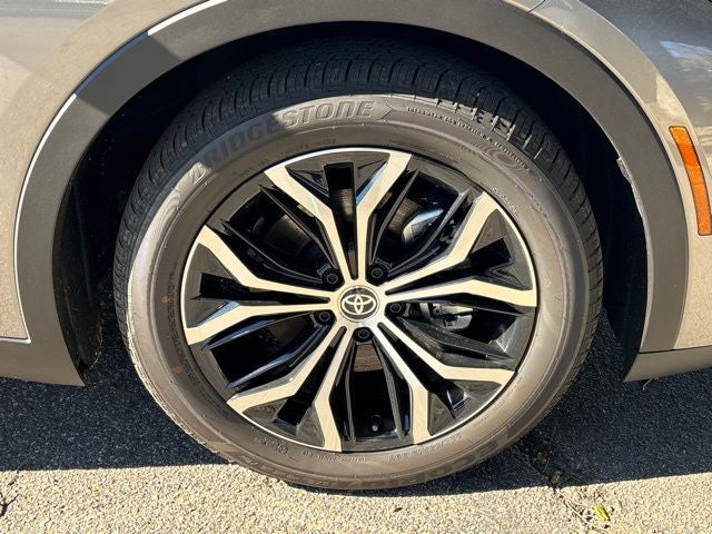 2026 Toyota Toyota Crown XLE