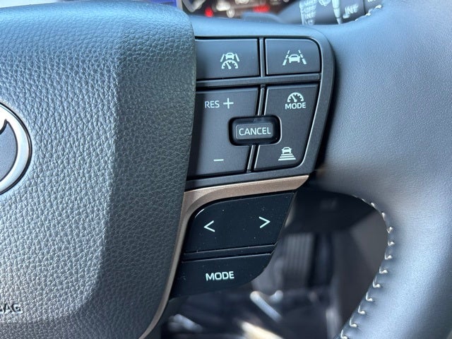 2026 Toyota Toyota Crown Signia XLE