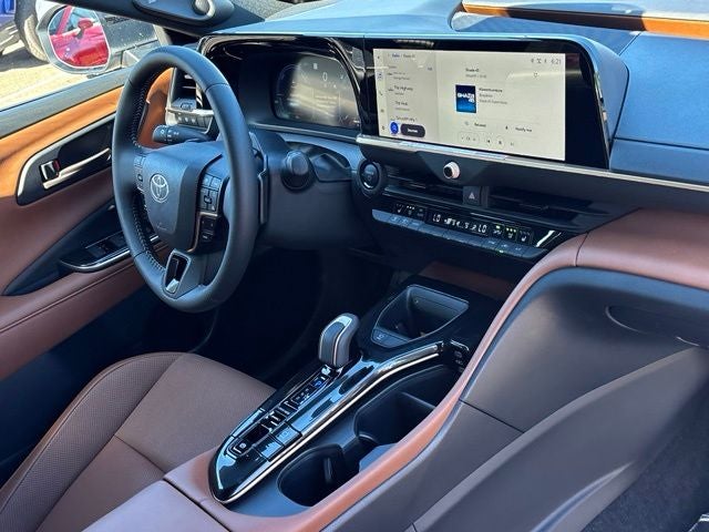 2026 Toyota Toyota Crown Signia Limited