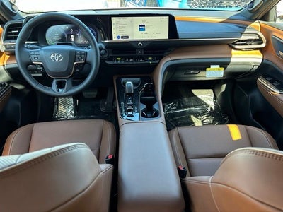 2026 Toyota Toyota Crown Signia Limited