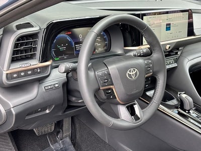 2026 Toyota Toyota Crown Signia XLE