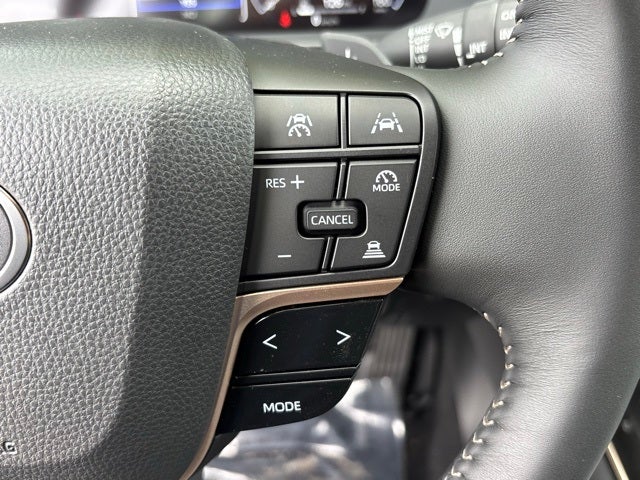 2026 Toyota Toyota Crown Signia XLE