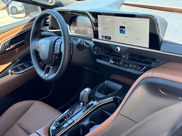 2026 Toyota Toyota Crown Signia Limited