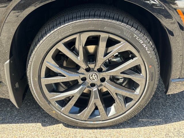 2026 Toyota Toyota Crown Signia Limited