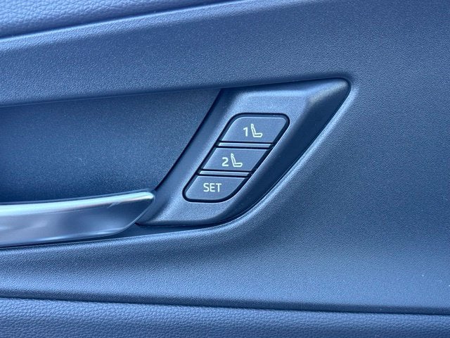 2027 Toyota Prius Plug-in Hybrid XSE Premium