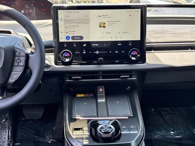 2026 Toyota C-HR XSE
