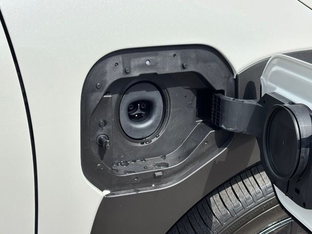 2026 Toyota bZ Woodland Premium