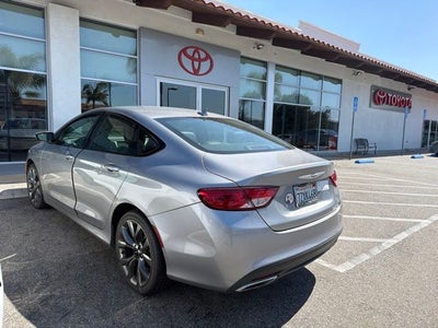 2016 Chrysler 200 S