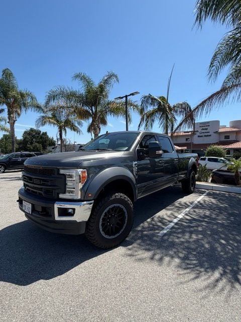 2019 Ford F-350SD Lariat