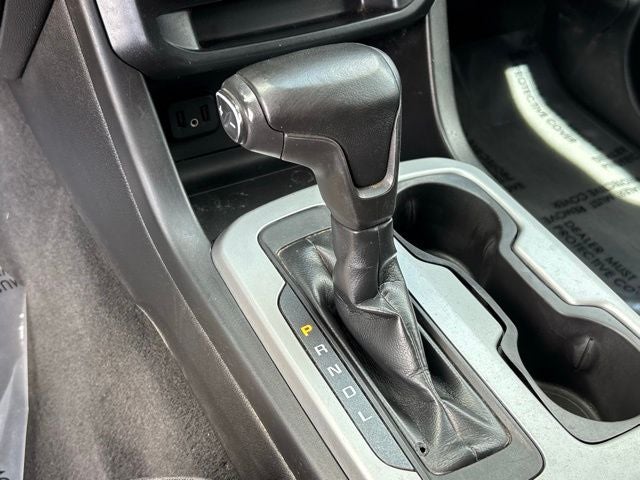 2021 Chevrolet Colorado LT - Photo 20