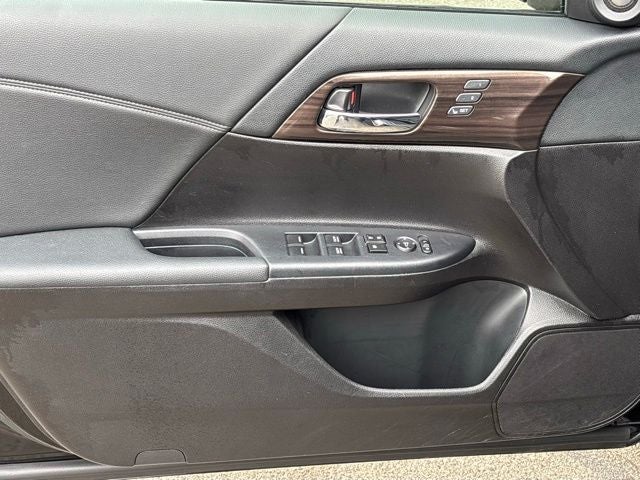 2016 Honda Accord EX-L w/Navigation and Honda Sensing