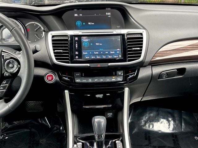 2016 Honda Accord EX-L w/Navigation and Honda Sensing