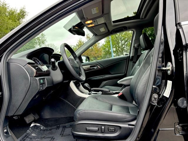 2016 Honda Accord EX-L w/Navigation and Honda Sensing