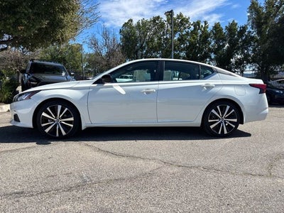 2022 Nissan Altima 2.5 SR