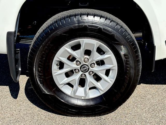 2025 Nissan Frontier S