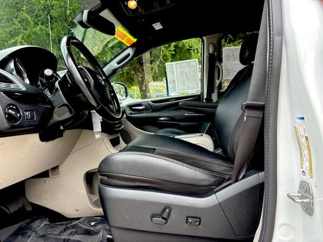 2020 Dodge Grand Caravan SXT
