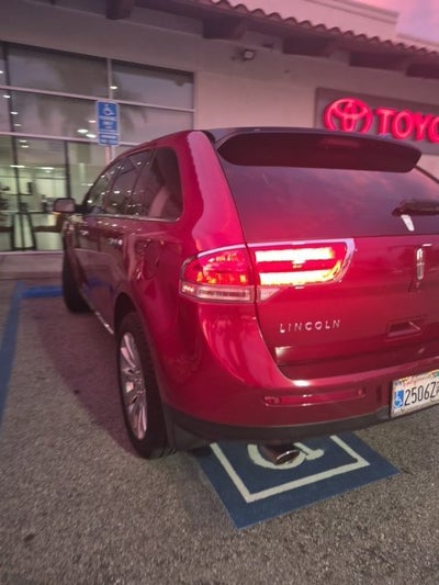2015 Lincoln MKX Base