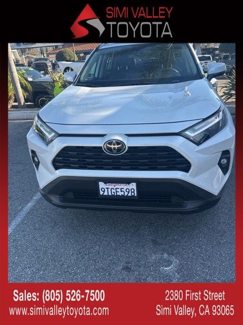 2025 Toyota RAV4 XLE Premium