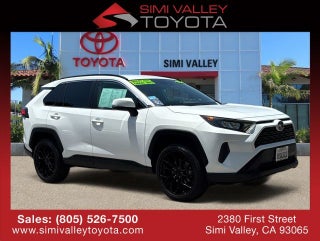 2020 Toyota RAV4 LE