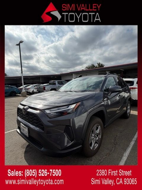 2025 Toyota RAV4 XLE