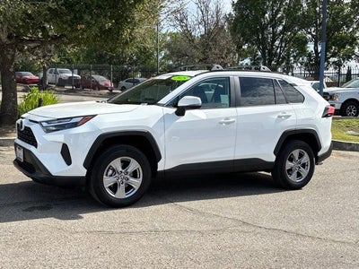 2025 Toyota RAV4 XLE