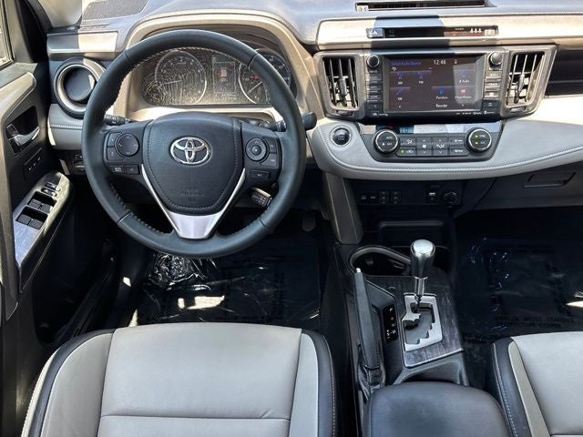 2017 Toyota RAV4 Platinum