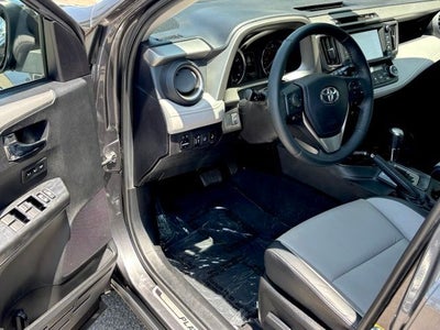 2017 Toyota RAV4 Platinum