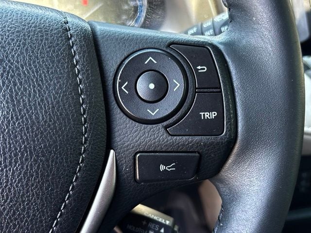 2017 Toyota RAV4 Platinum