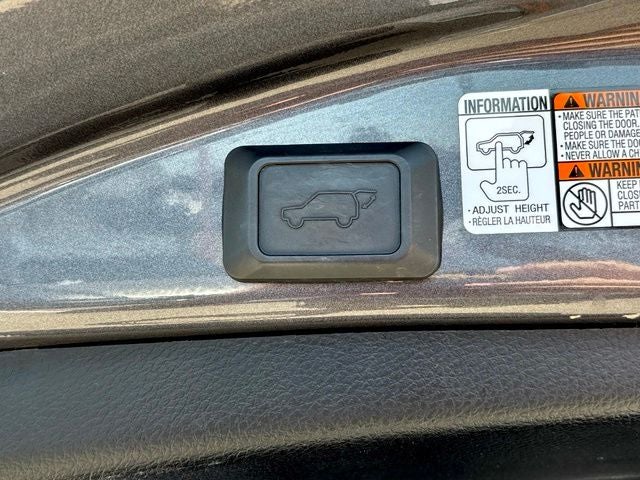 2017 Toyota RAV4 Platinum