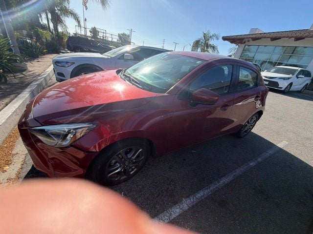 2020 Toyota Yaris LE