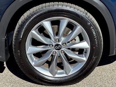 2019 INFINITI QX50 LUXE